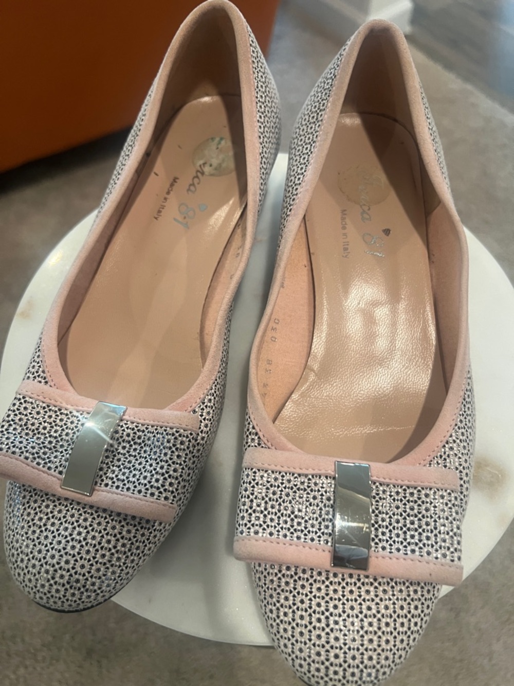Comfortable Pink Patterned Women's Flats with Silver Accent